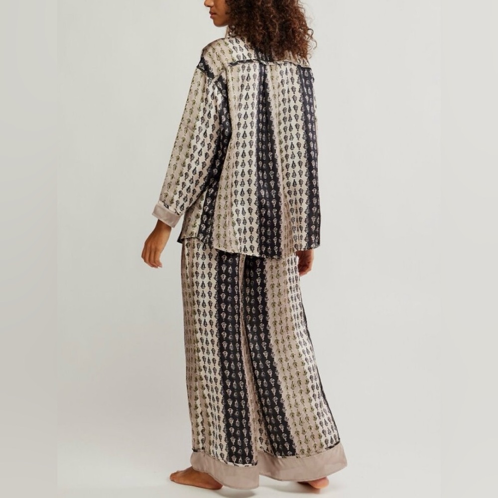 Free People Dreamy Days PJ Set - Picture 3 of 12